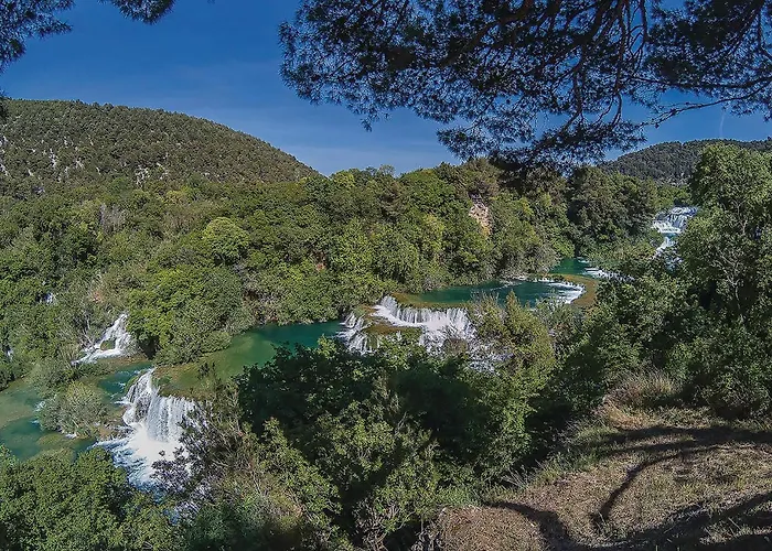 Appartement Beautiful In *